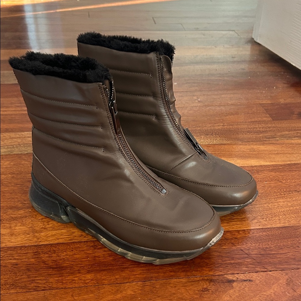 Aquatalia Brown Ankle Boots with Black Trim